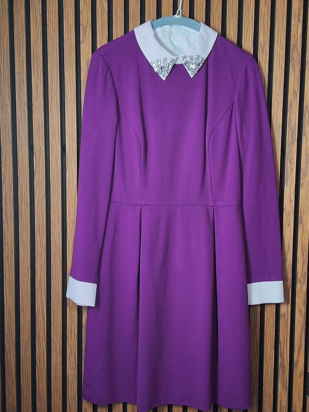 Ted Baker Purple Dress with Embellished White Collar - Picture 3 of 4